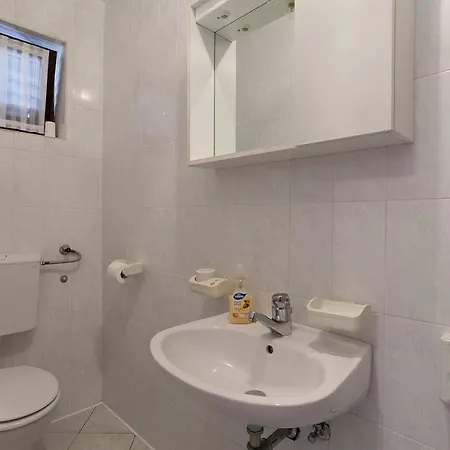 Apartment Ana Krk Town