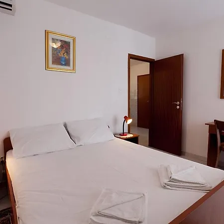 Apartment Ana