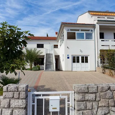 Ana Апартаменты *