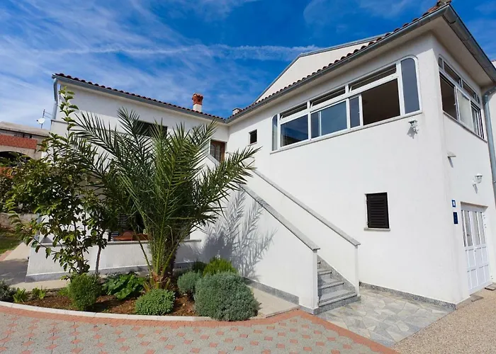 Ana Apartman Krk Town